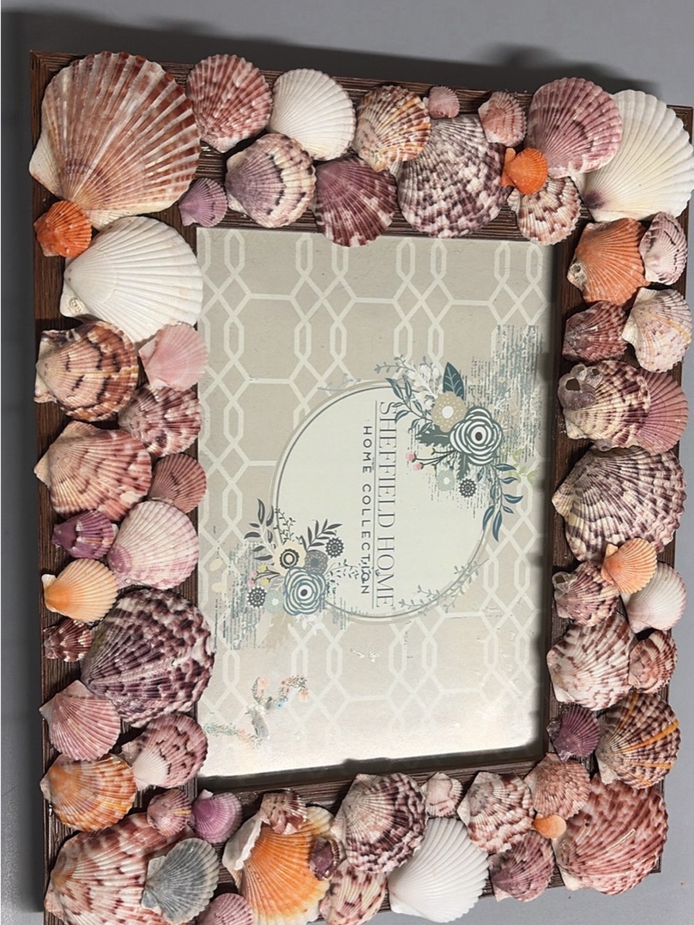 Decorative Seashell Picture Frame — Pink & Orange Accent